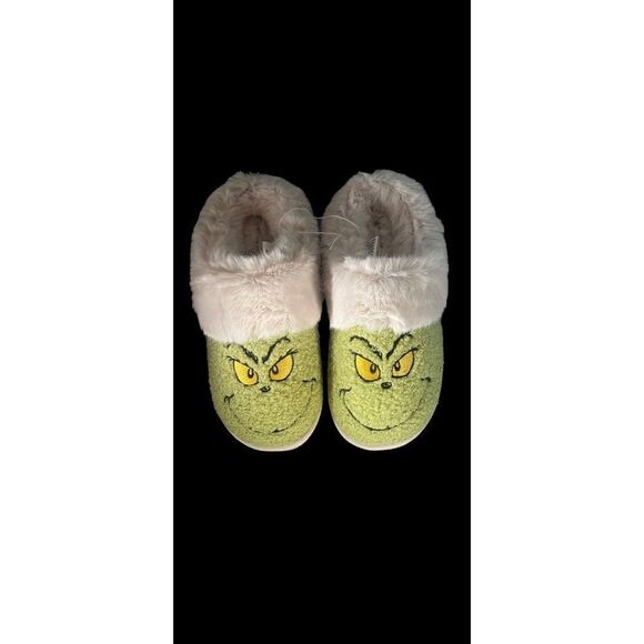 American eagle grinch slippers size 6 NWT - Picture 1 of 4